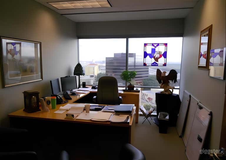  Executive Suites Private Office w/ Window 