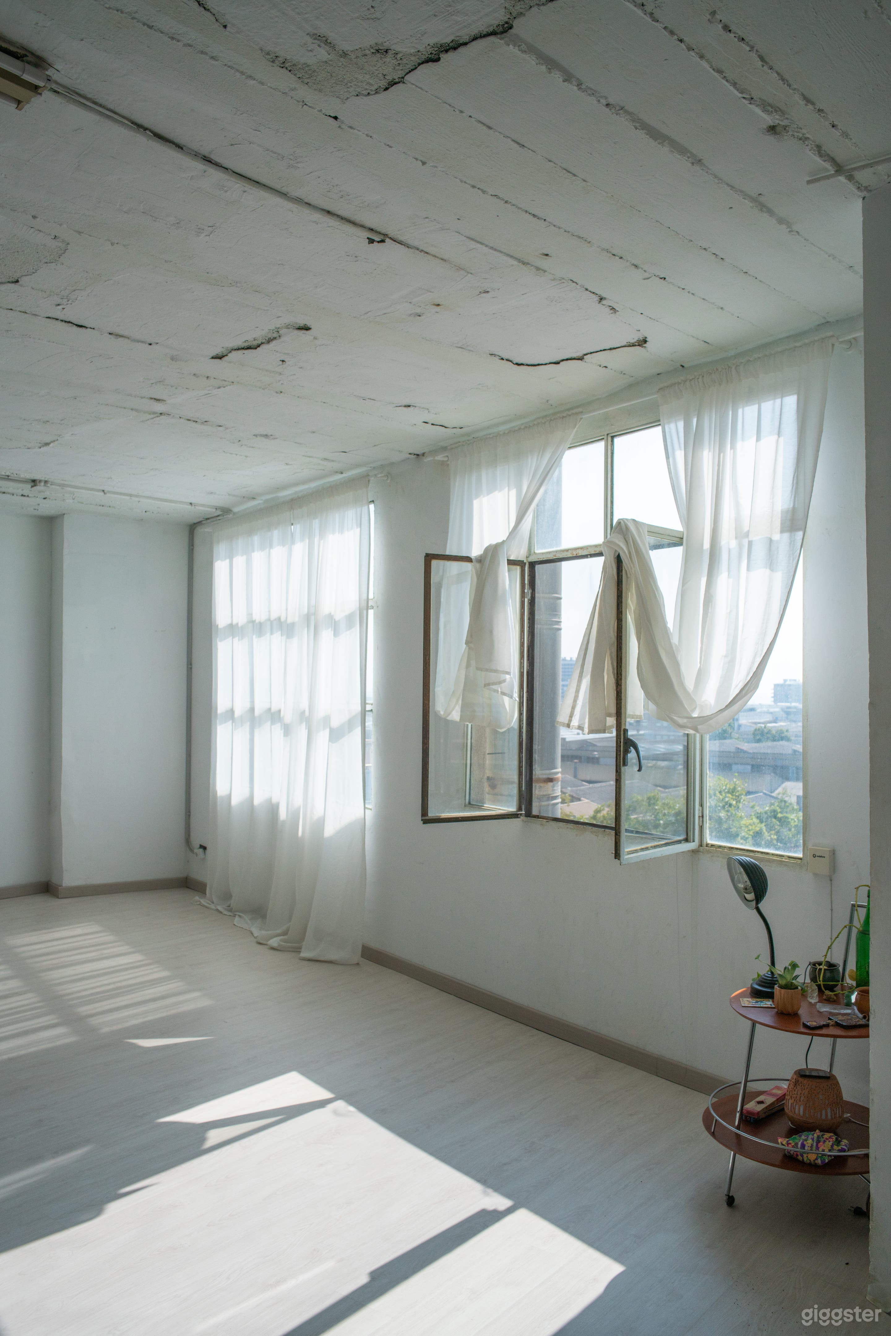 Espacio versátil de 90 m² en Badalona Foto 2
