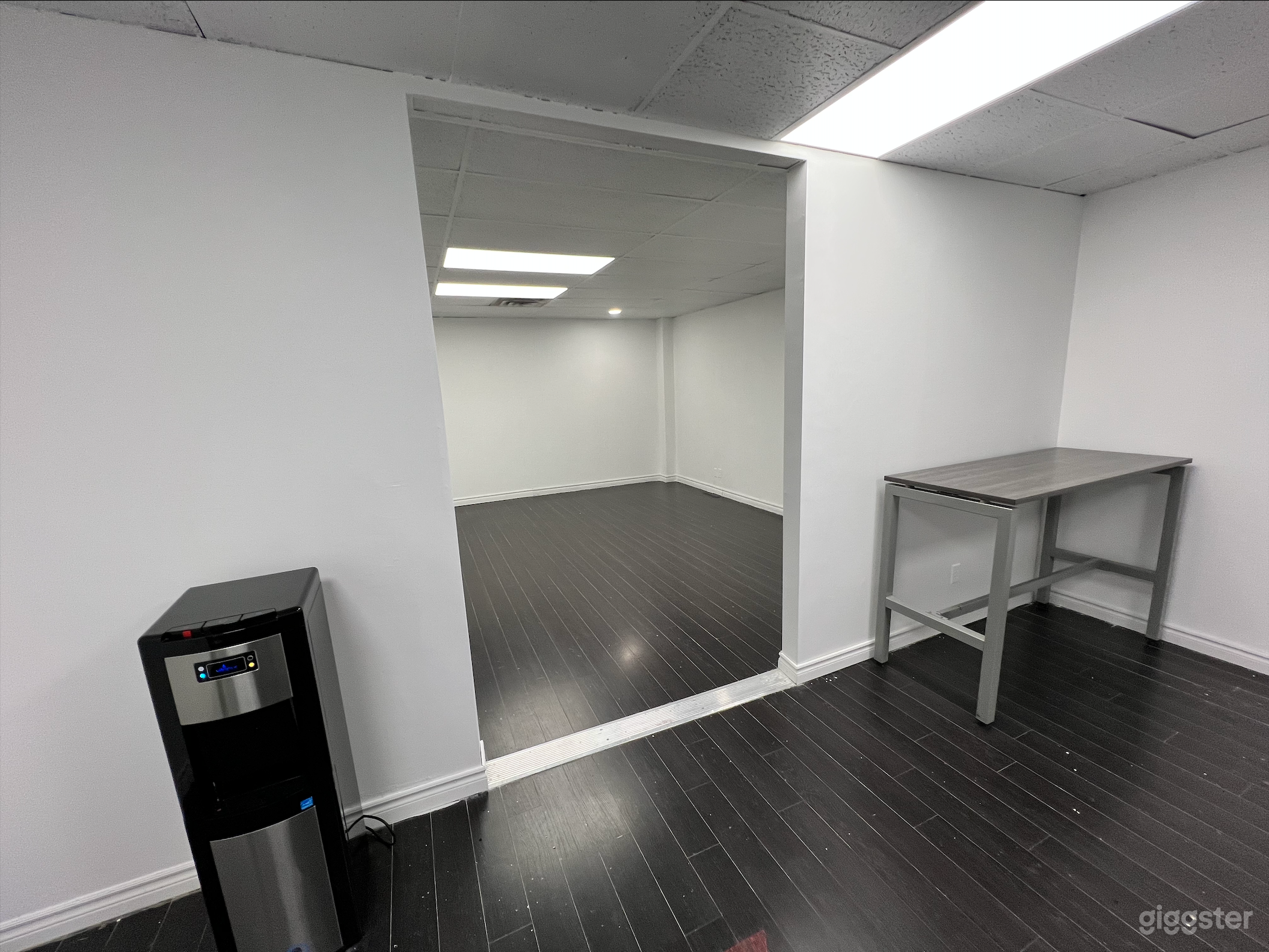 Flexible Office & Meeting Rooms Photo 2