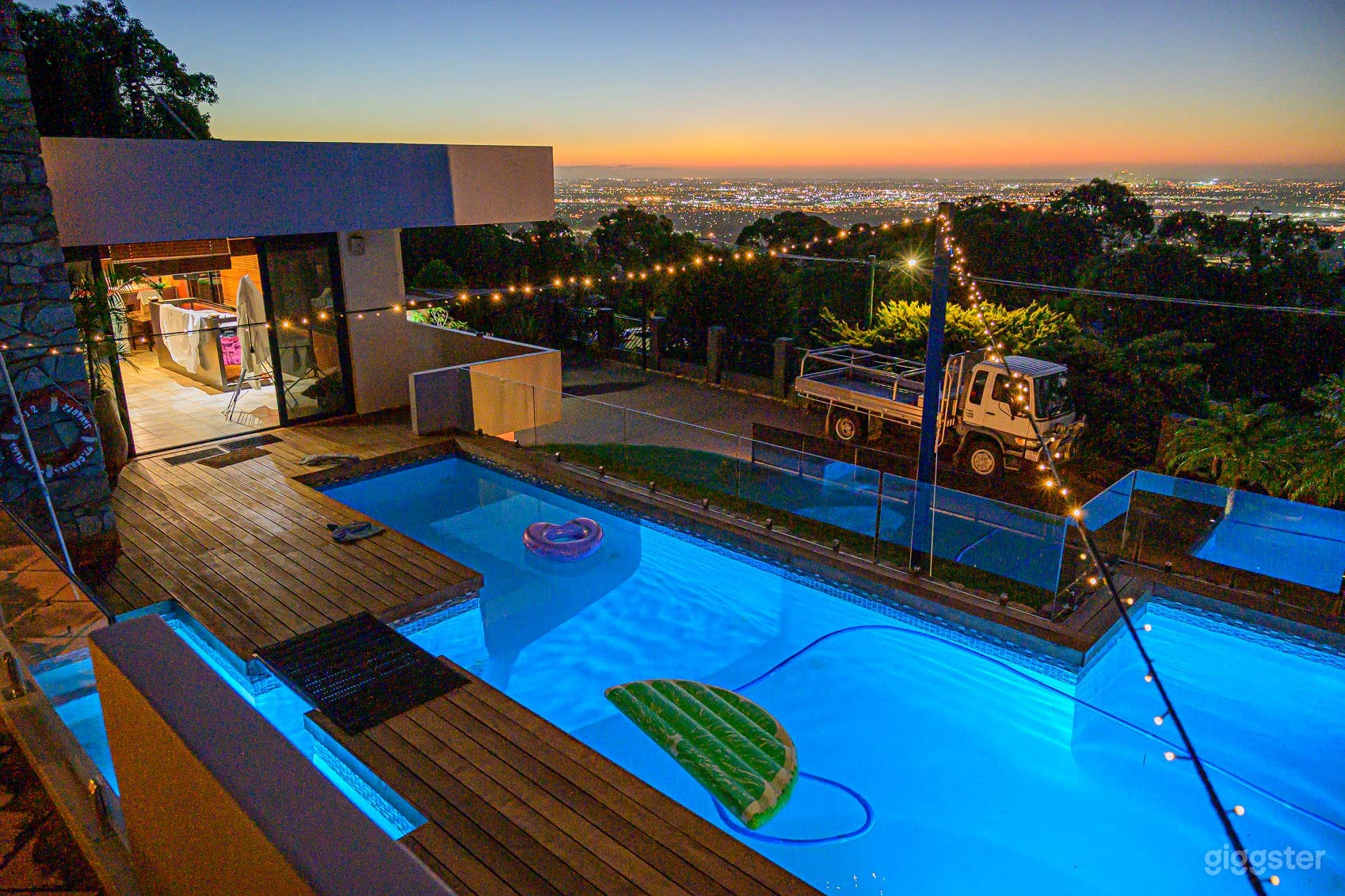 Perth Hills City Views LA Vibe Residence Photo 1