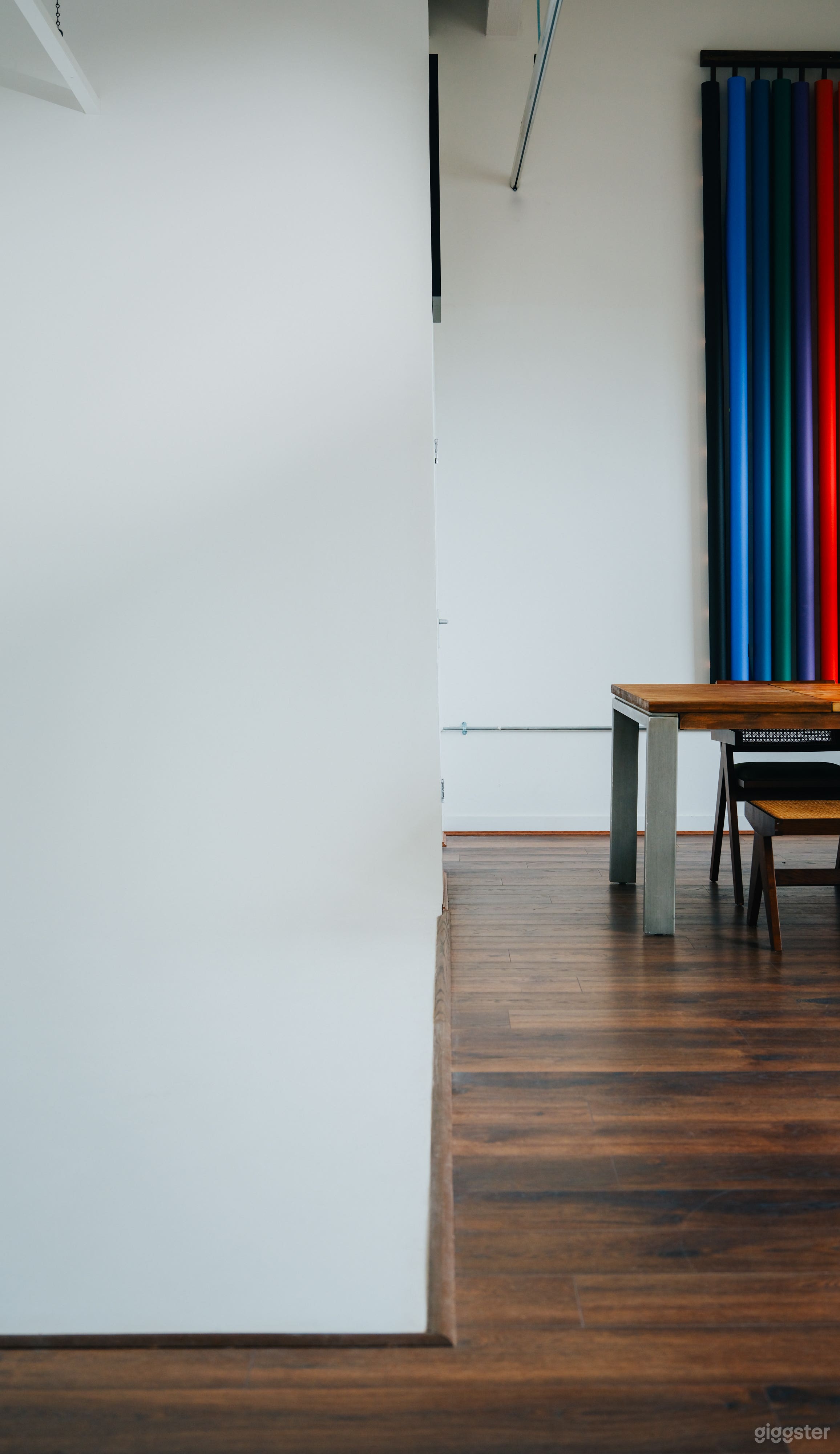 Modern Studio in Stratford With White Cove Photo 4