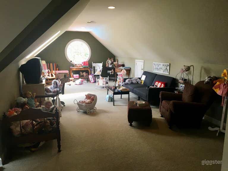  Charming Southern Home with Plenty of Space 