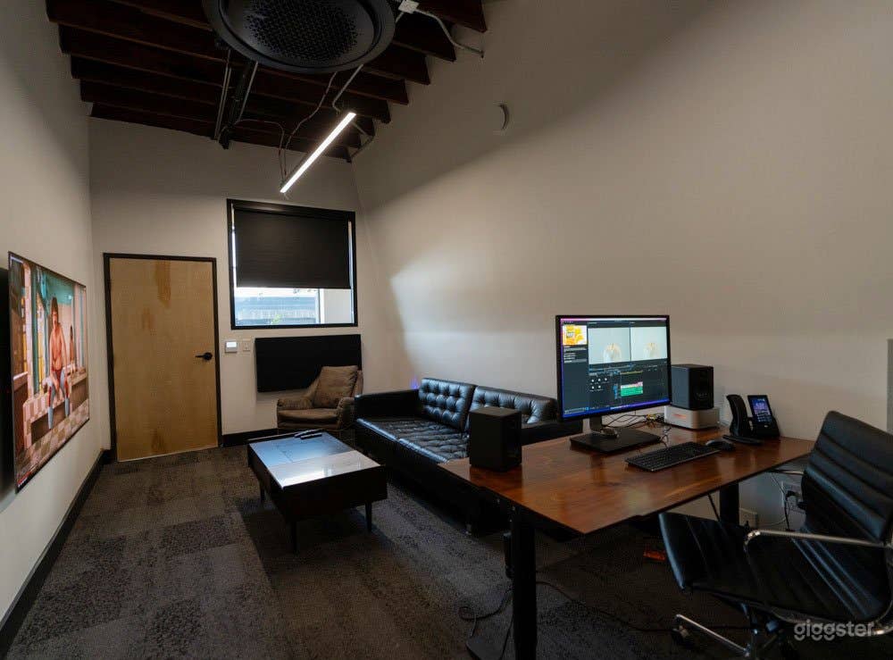 Video Editing Suite  Photo 2