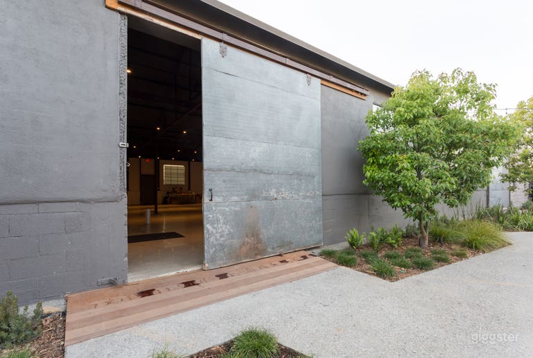  Industrial Art & Design 