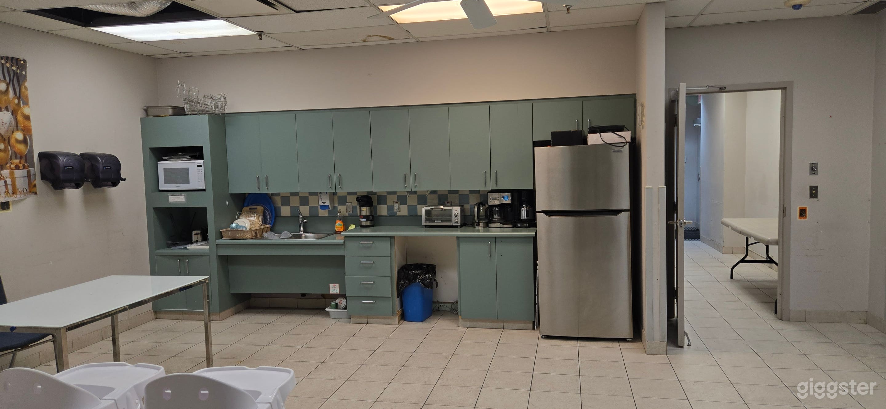 Event/ Meeting Space, Catering Kitchen Photo 2