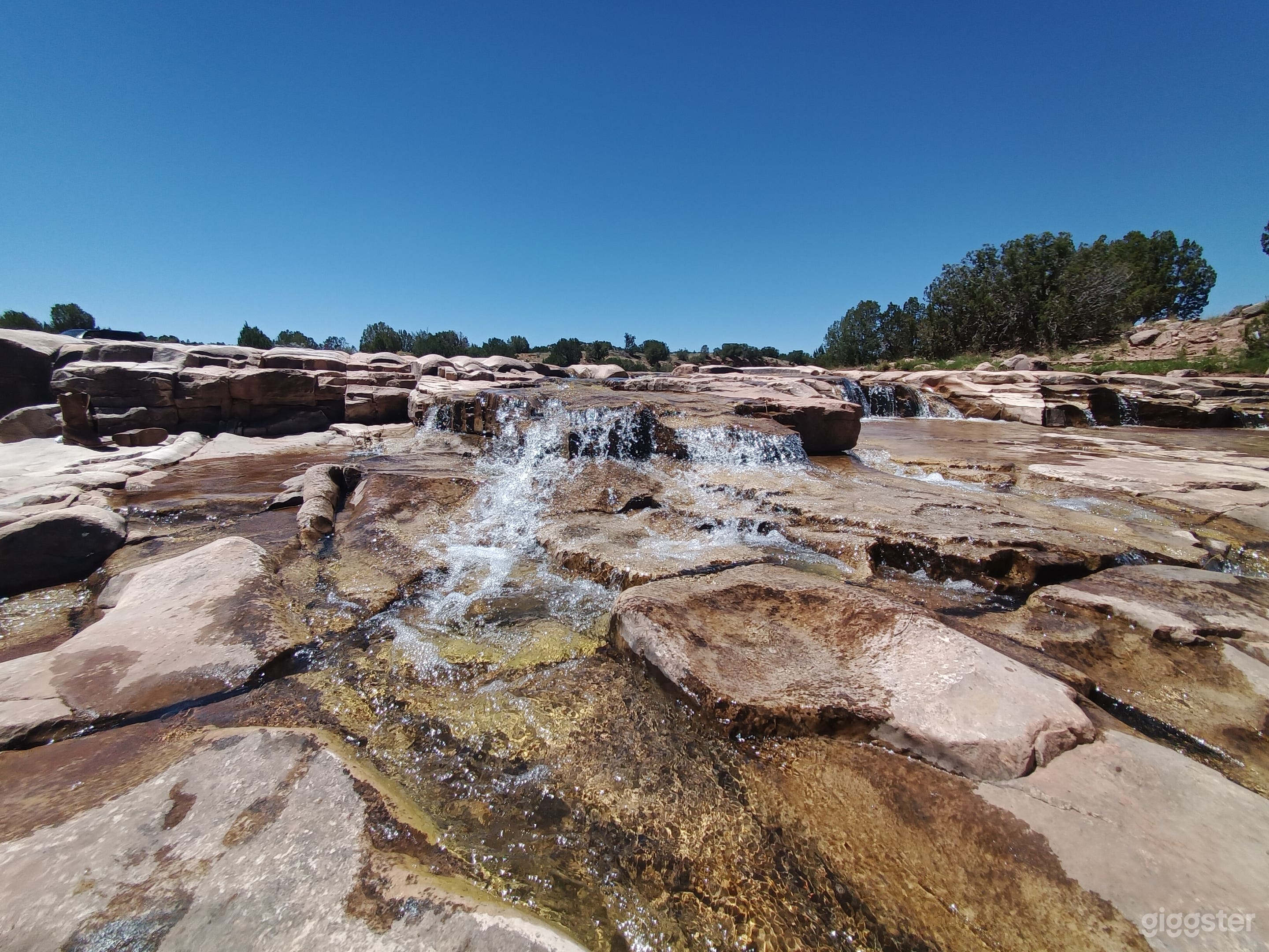 600 Acres of land available for filming Photo 4