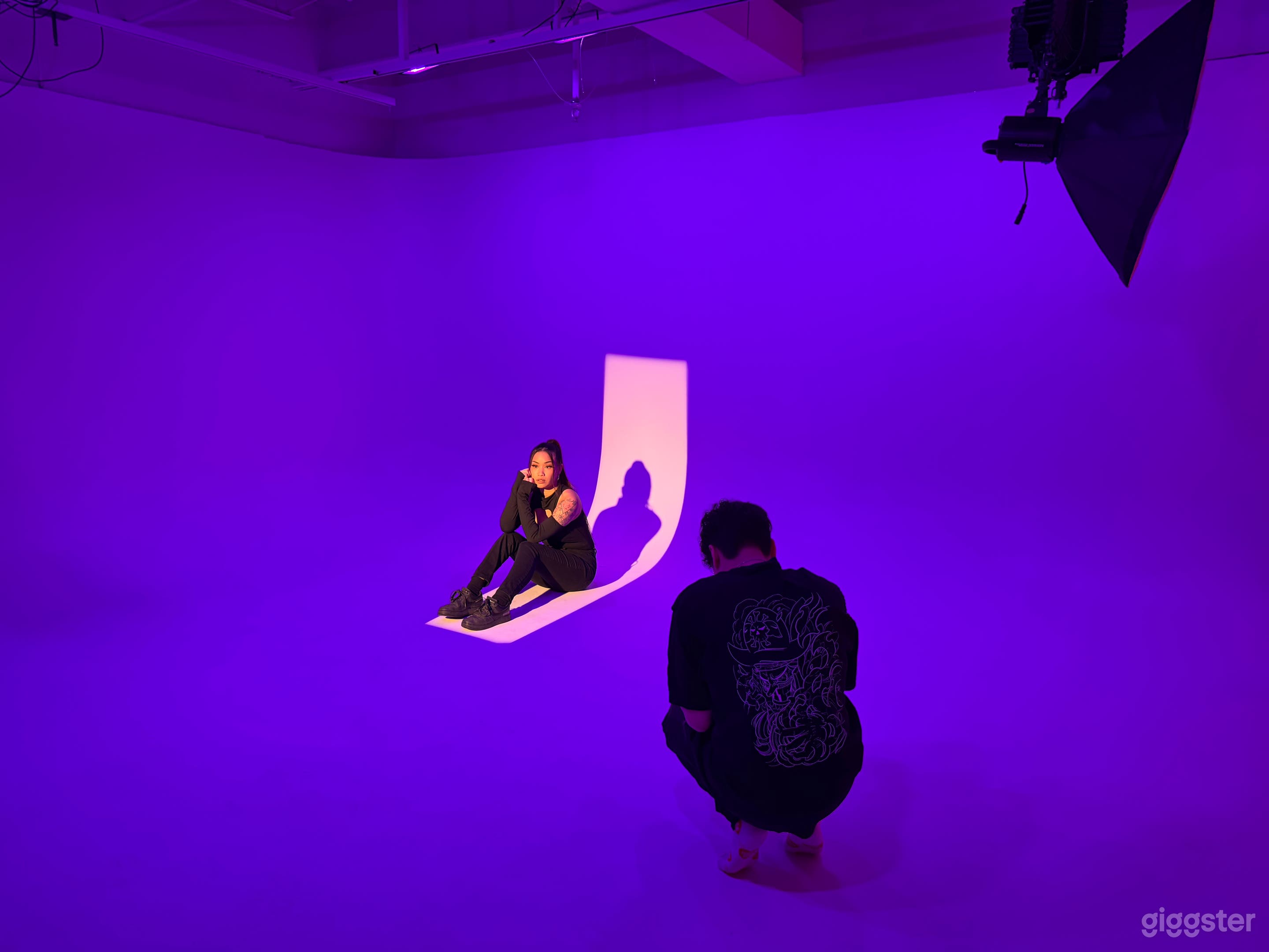 Multipurpose Photo and video Studio Photo 3