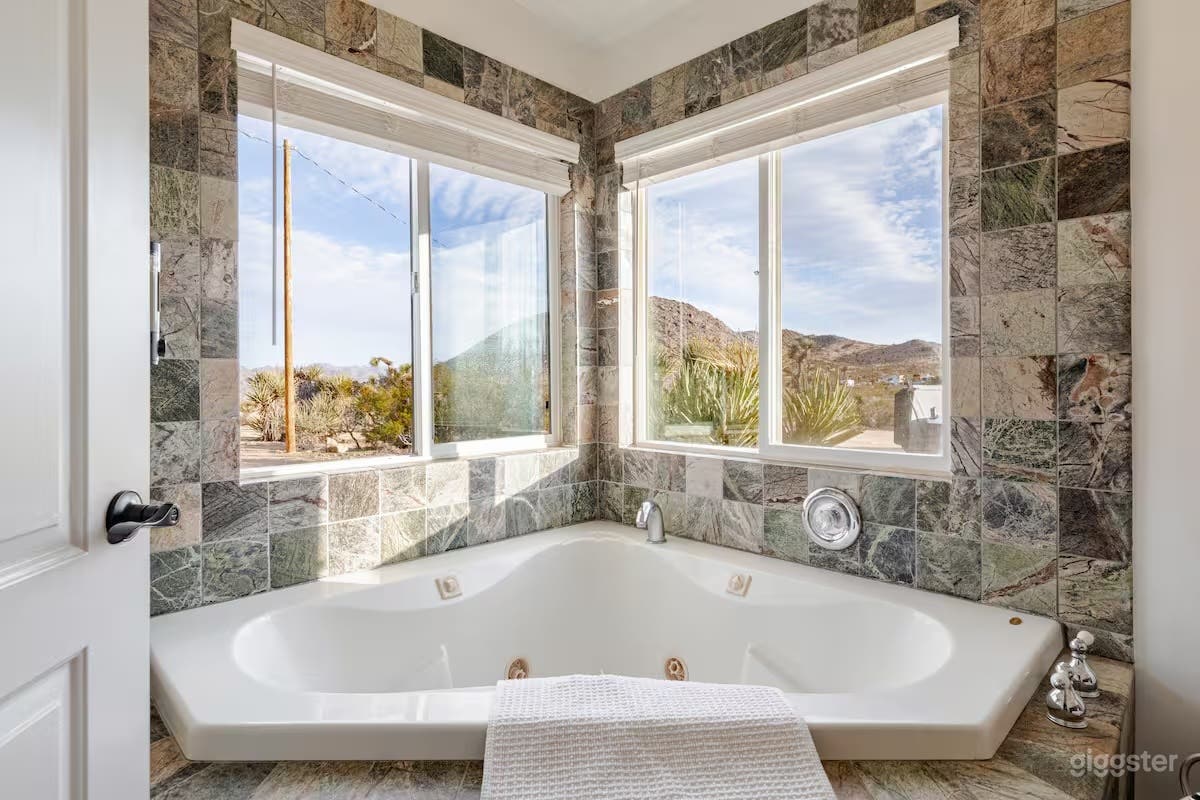 Joshua Tree Desert Content Ranch | Vintage Vehicles Tractors Photo 4