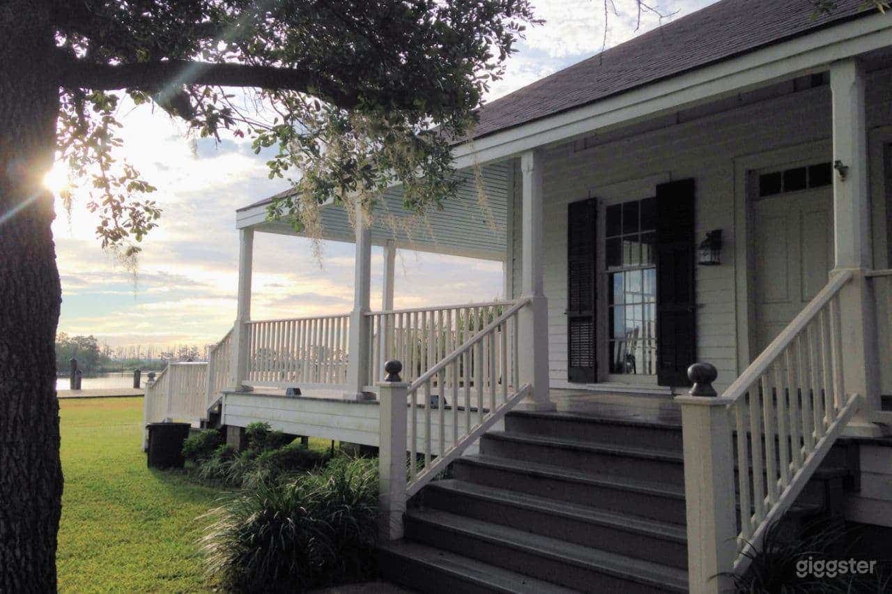 Outside Patio with Lighting  Photo 2