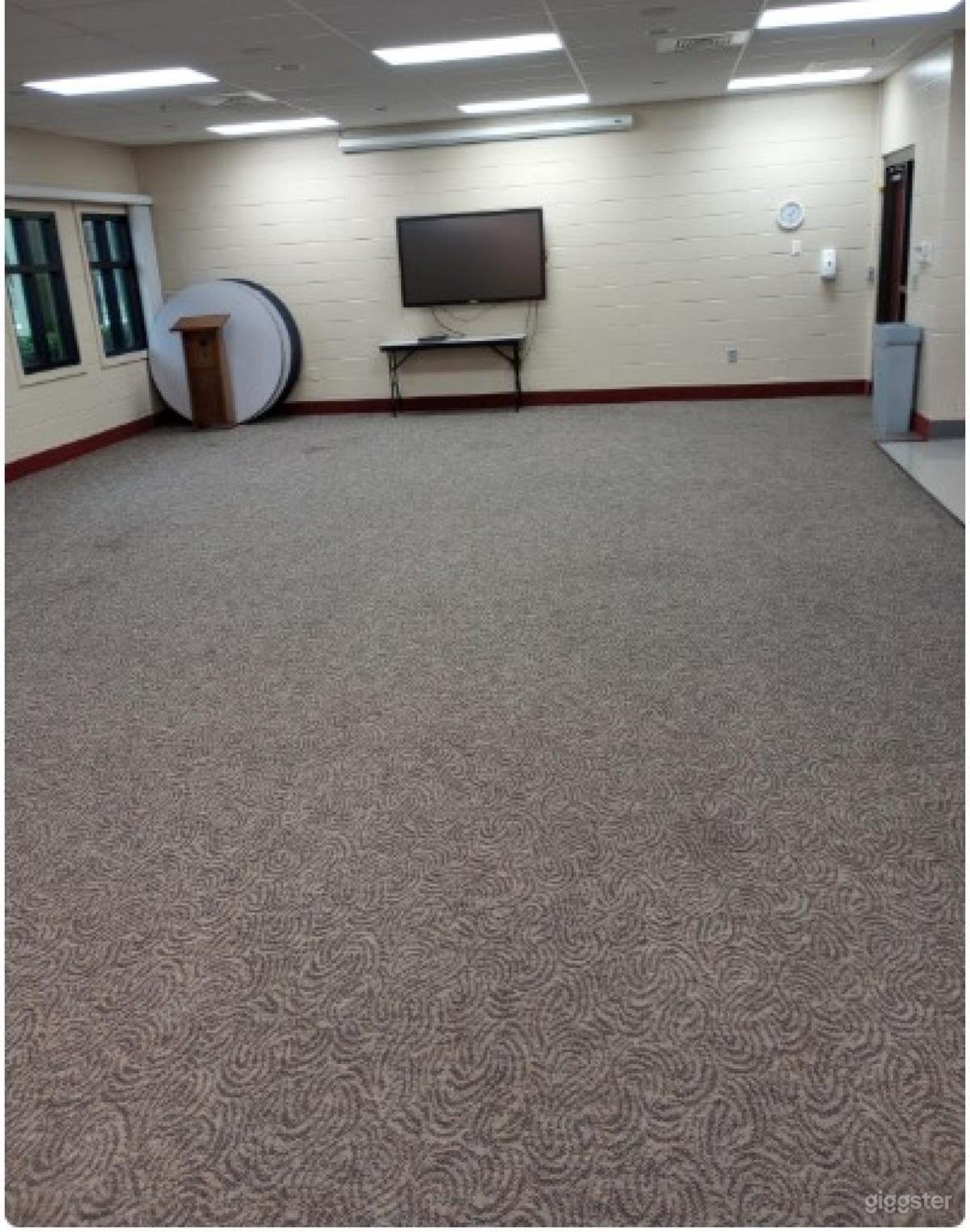 Banquet Room B Photo 4