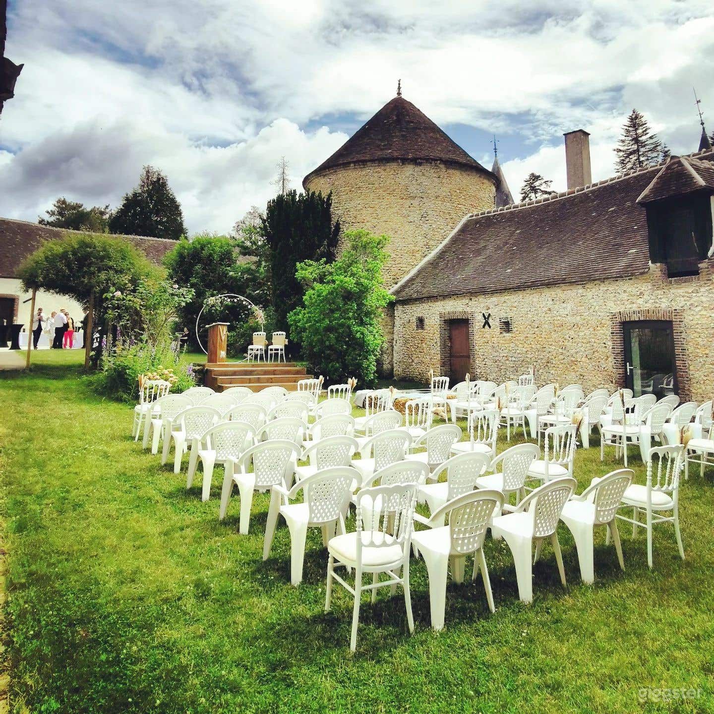Photo de Gîte et Salles de Réception en Eure-et-Loir dans le Perche 3