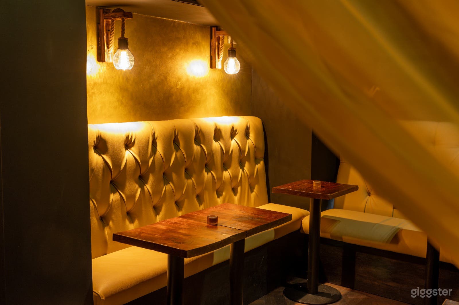 Cosy, East Asian inspired bar and event space Photo 3