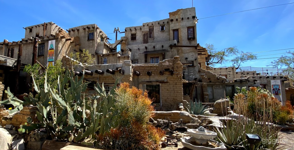 Historic Courtyard in Desert Hot Springs Photo 3