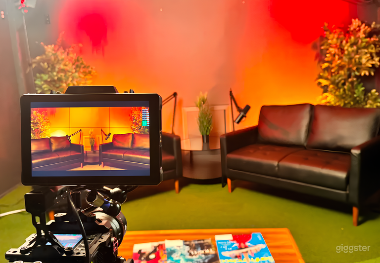  Sunset Podcast Studio with 4K Cameras & Audio 