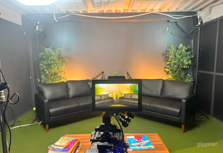  Sunset Podcast Studio with 4K Cameras & Audio 