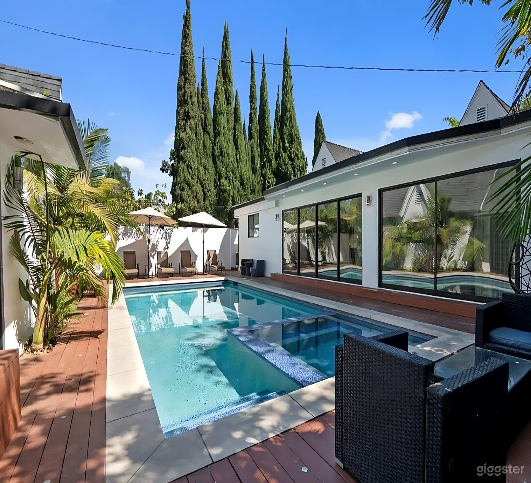 MOODY MODERN WITH POOL, STONE ACCENTS &amp; LED VANITY Photo 2