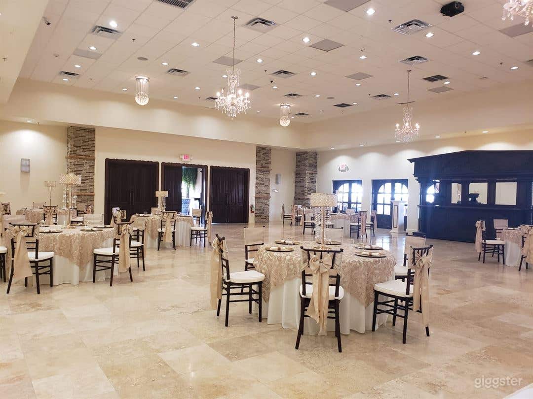 VENUE/BANQUET HALL/CONVENTION CENTER Photo 4