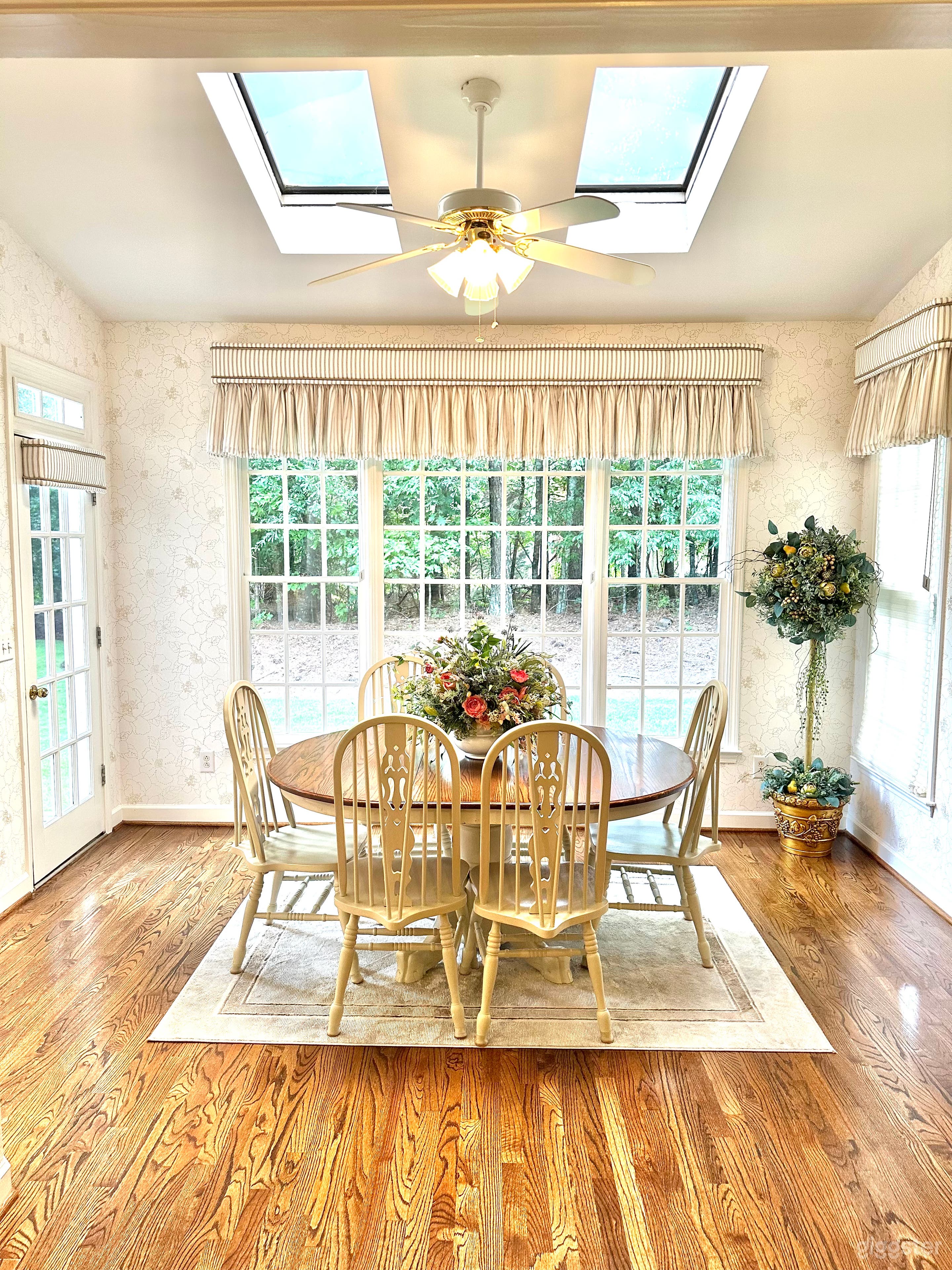 Johns Creek Luxury Residence for Film & Events Photo 4