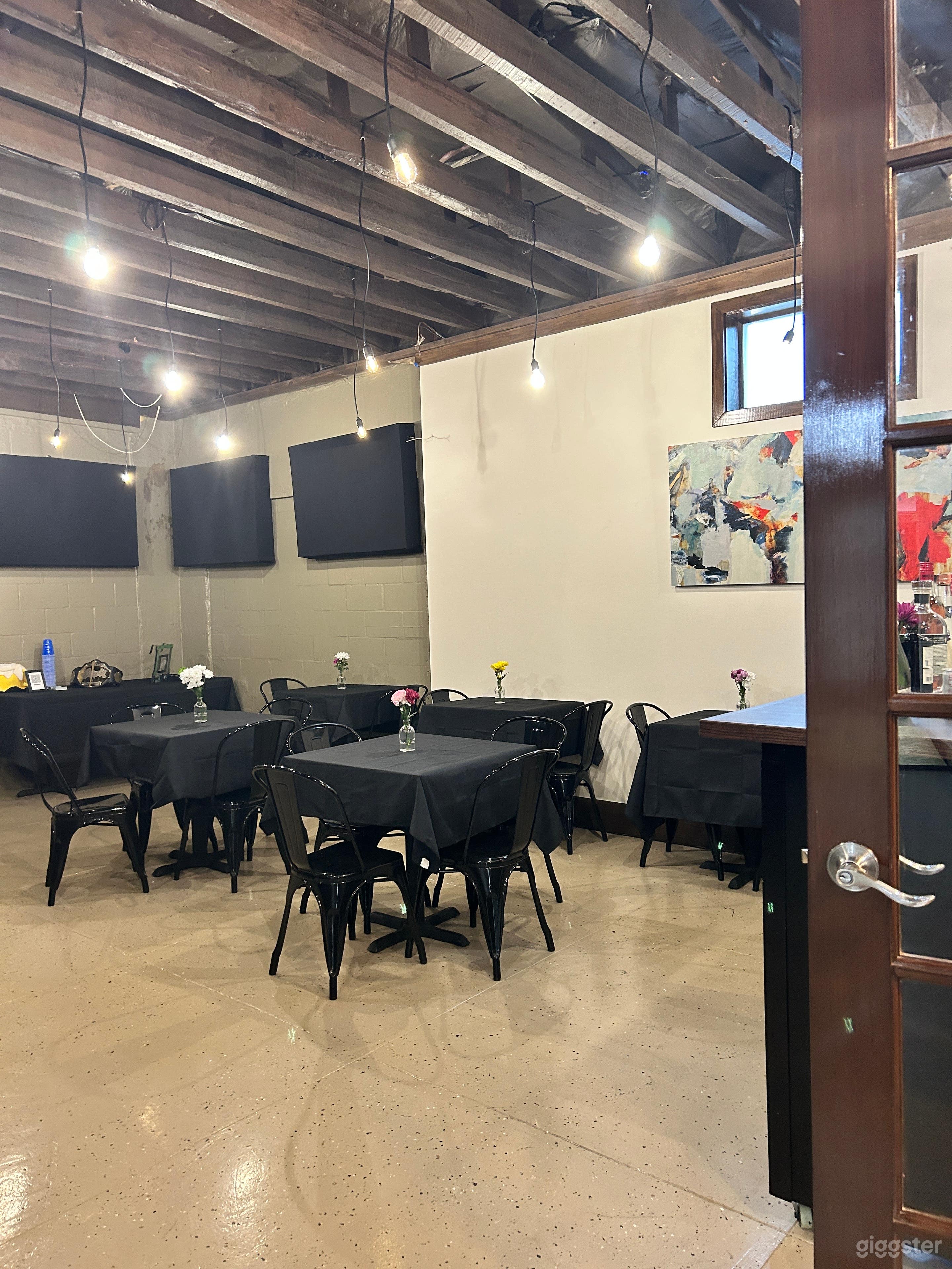 Eclectic Multi-Room Space in the Heart of Seminole Photo 3