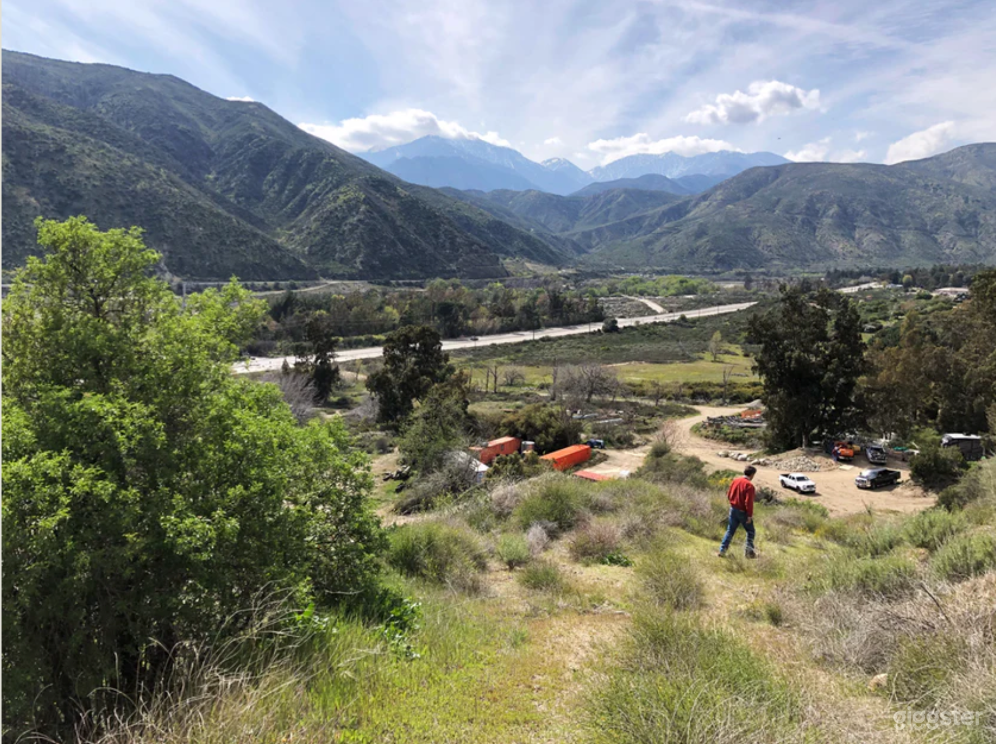 Outdoor Open Space Photo 1