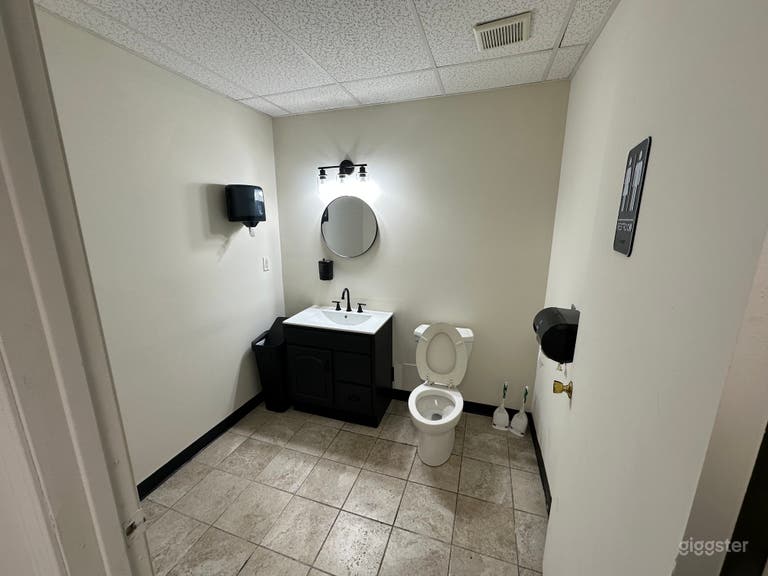  Indoor sports field and event space 