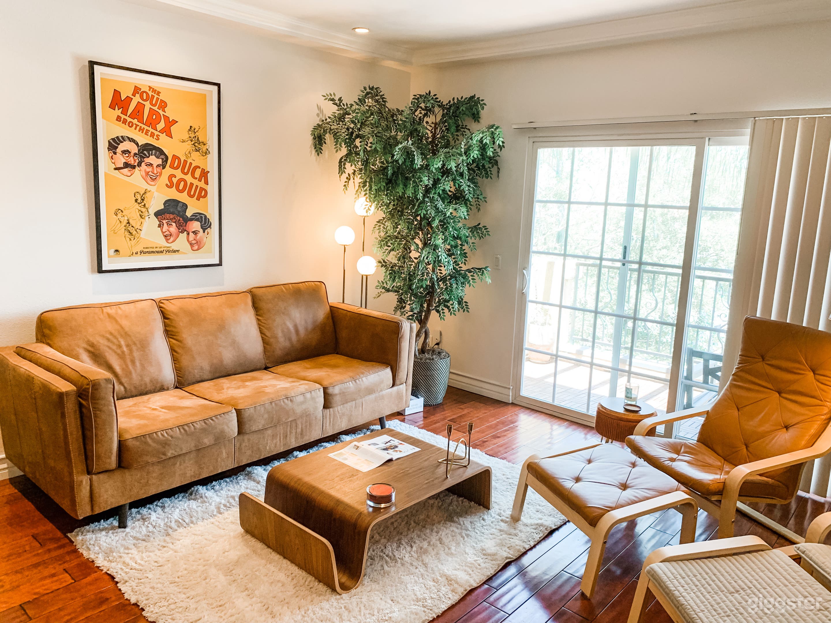 Atomic Boho MCM Modern Penthouse  Photo 2