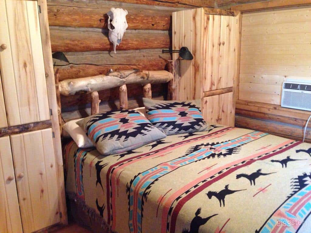 Stunning Two Room Suite with Great View  Photo 3