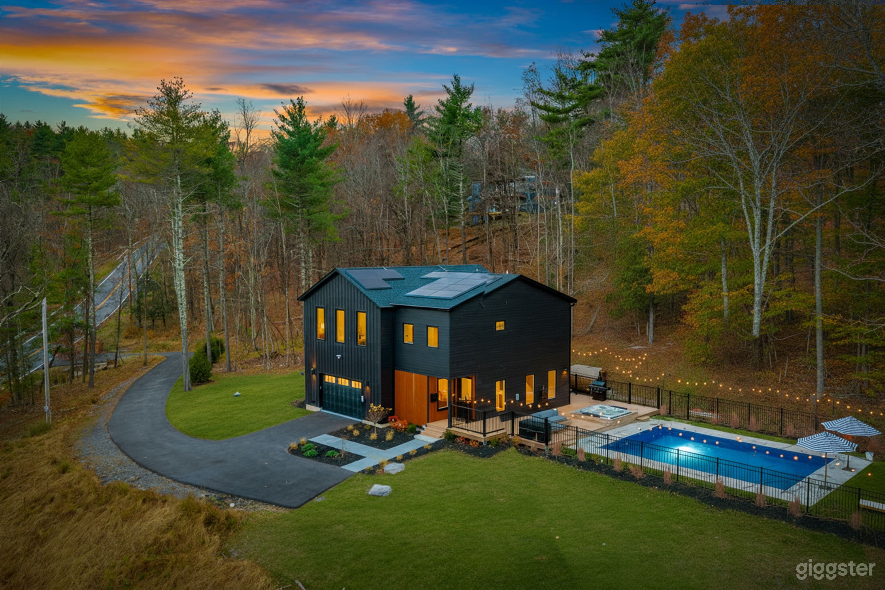 Light-Filled Contemporary Woodstock Retreat w/Views & Pool Photo 1