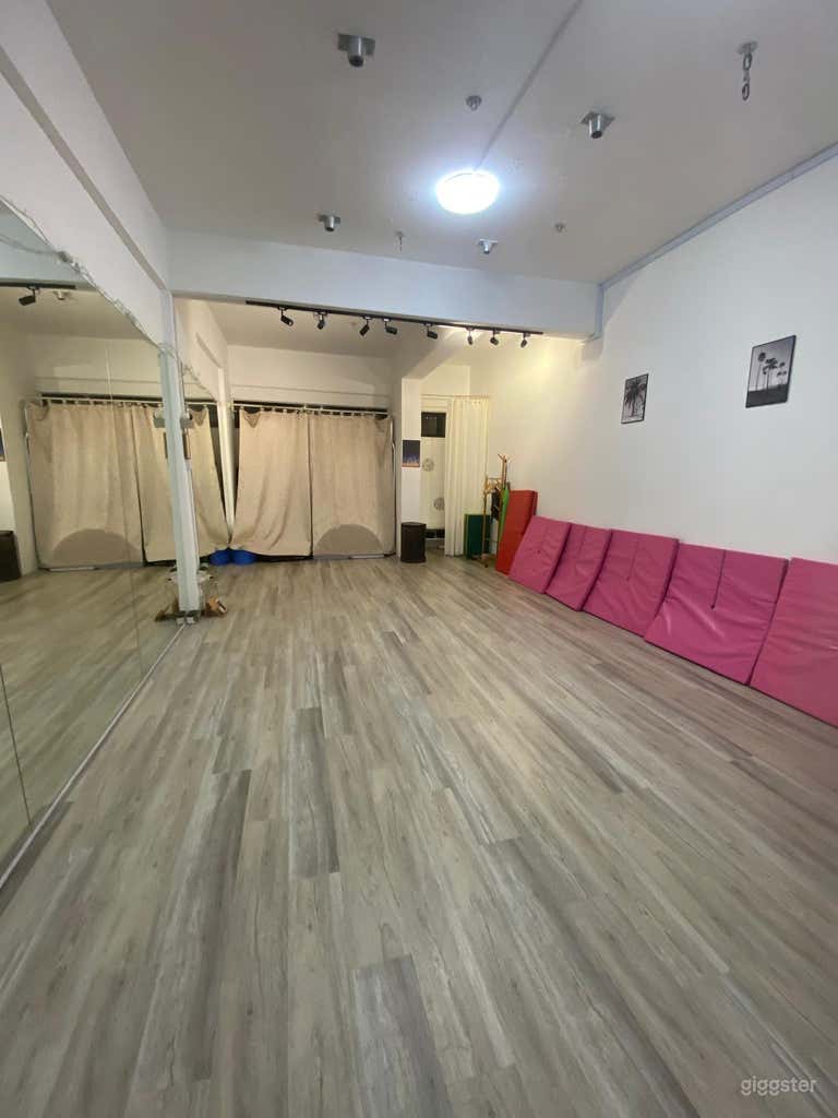  Studio interior back of studio 