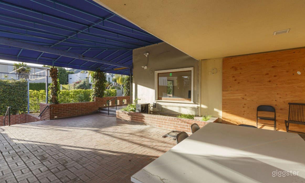 Well-Lit Space with Brick Walls Photo 4