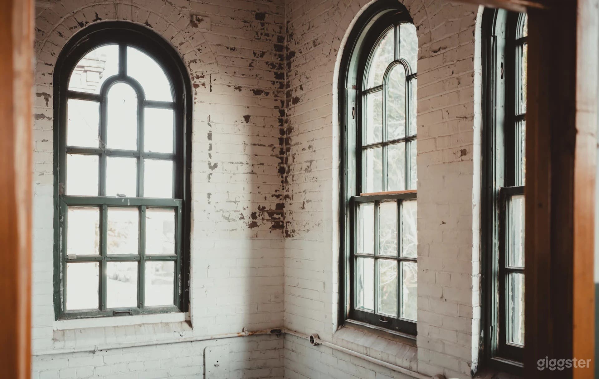 Window Room | Marine Villa Photo 3