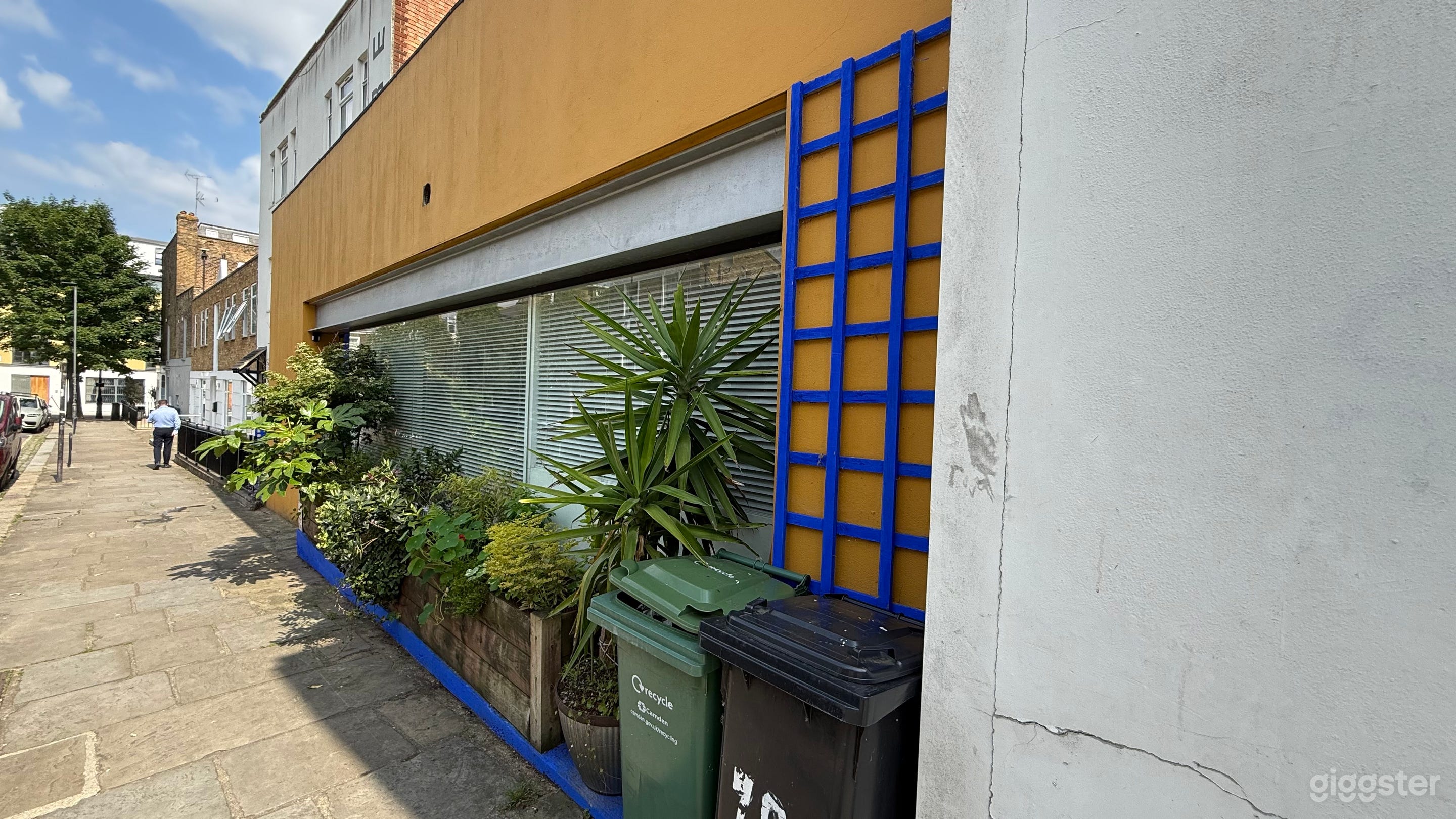 Unique Camden split level house Photo 4