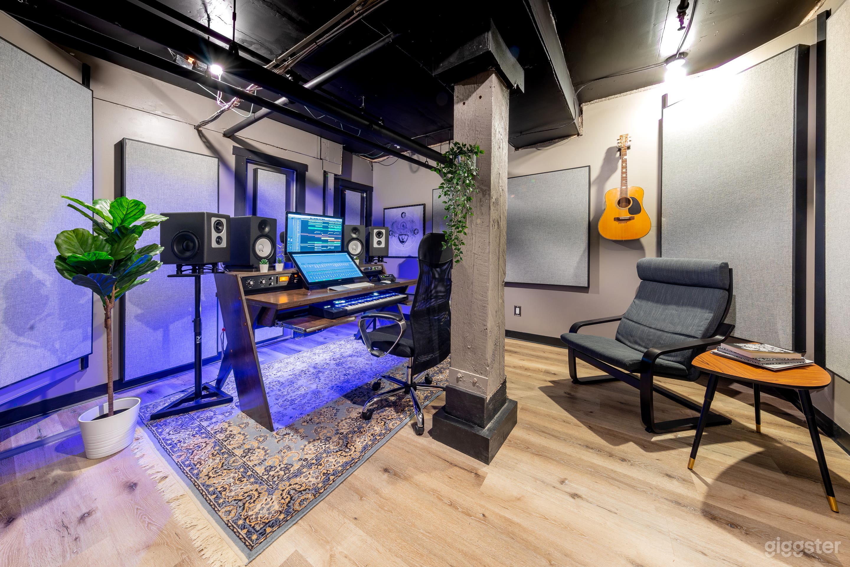 Boutique Music & Live Studio in Gastown Photo 1