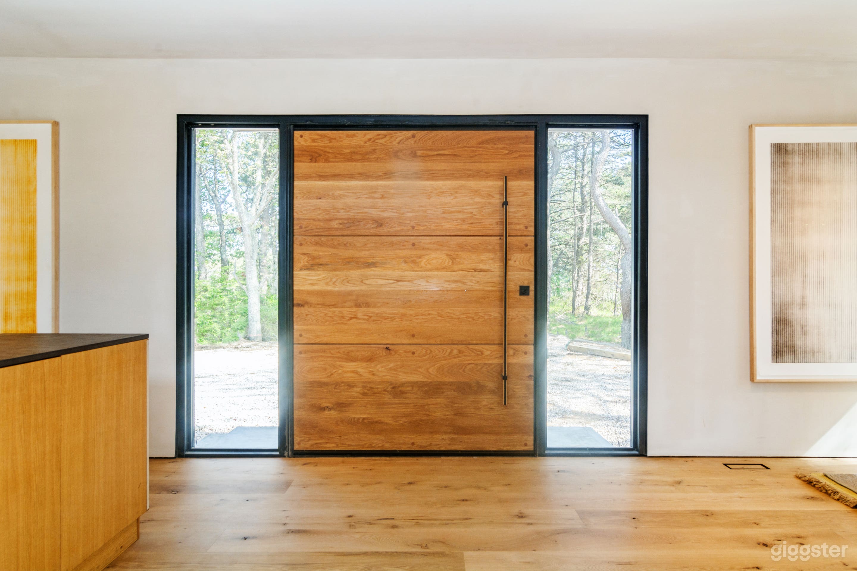 New Upscale Modern Zen Hamptons Architectural Gem. Photo 3