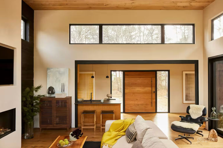  New Upscale Modern Zen Hamptons Architectural Gem. 
