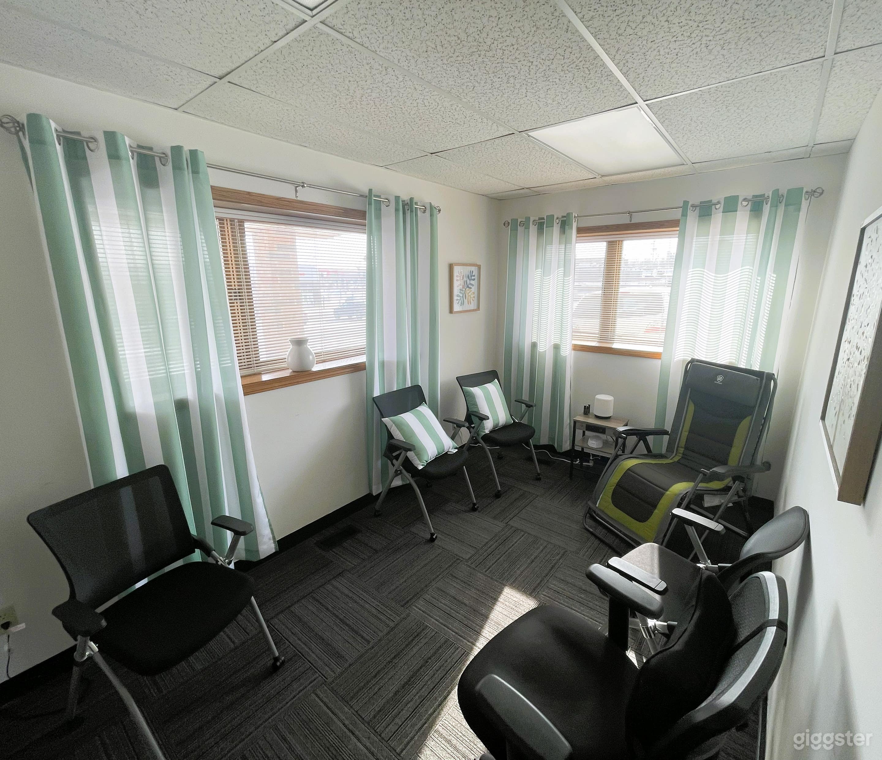 Flexible premium meeting space  Photo 4