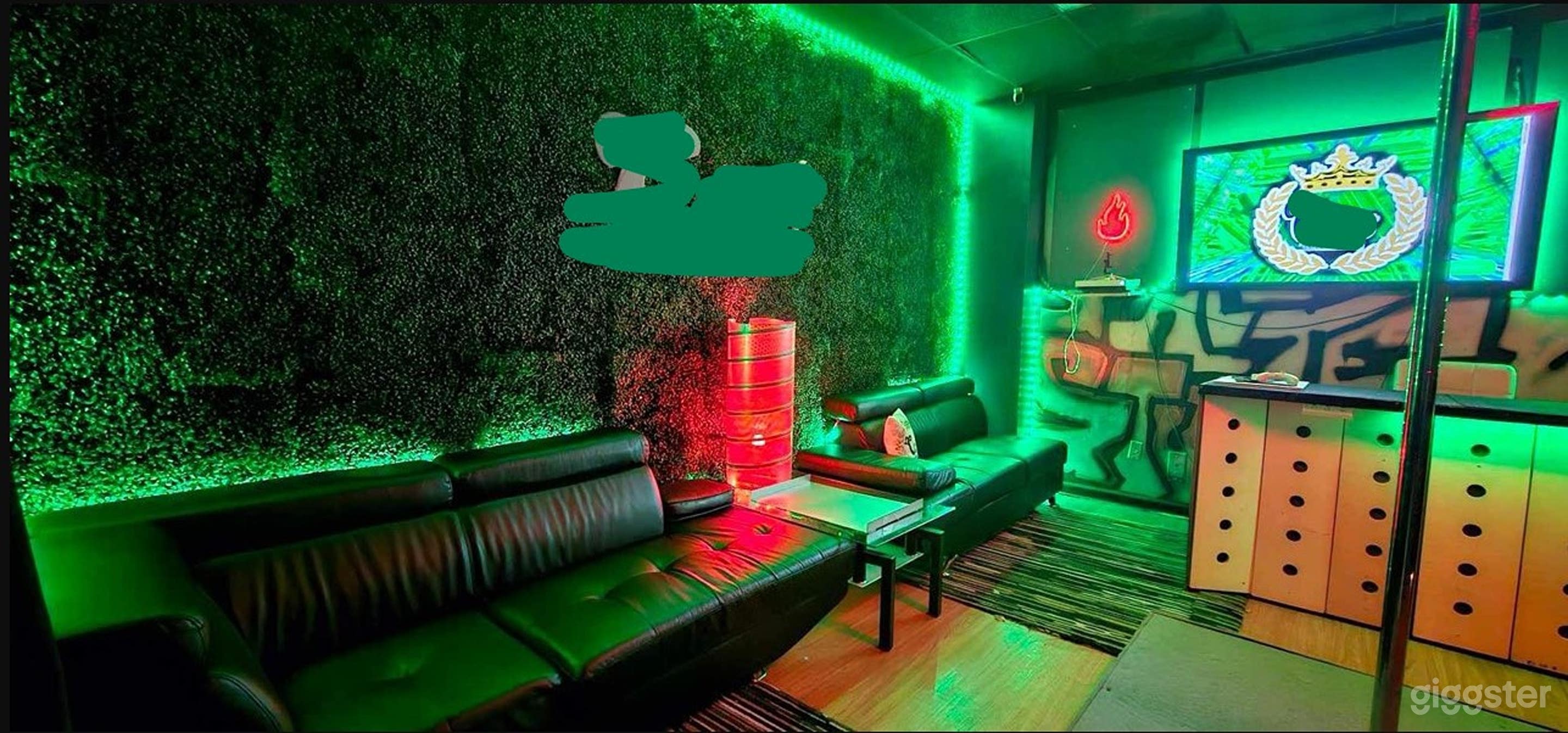 Renowned Music Studio A Photo 1