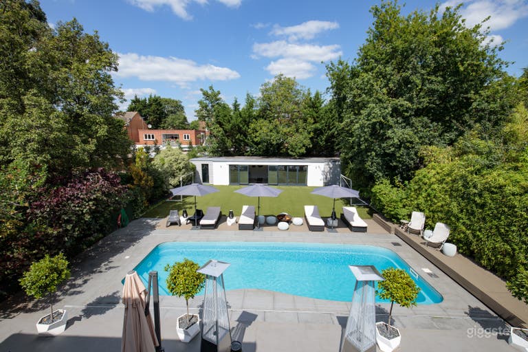  Large Modern Contemporary Designer House London 