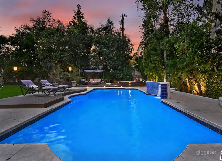  Beau terrain et piscine. Parfait pour les rassemblements 