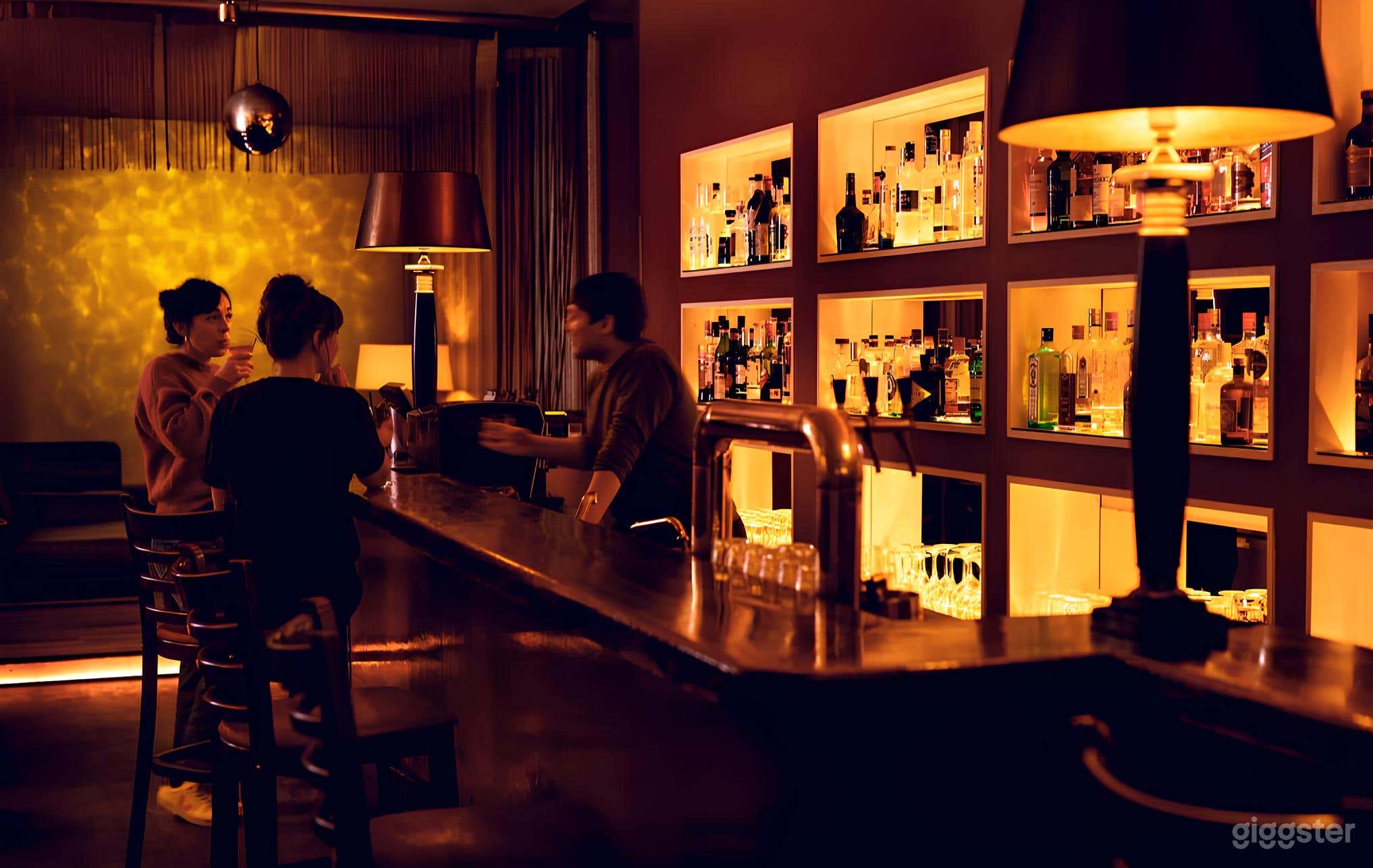 Warme und atmosphärische Bar Foto 1