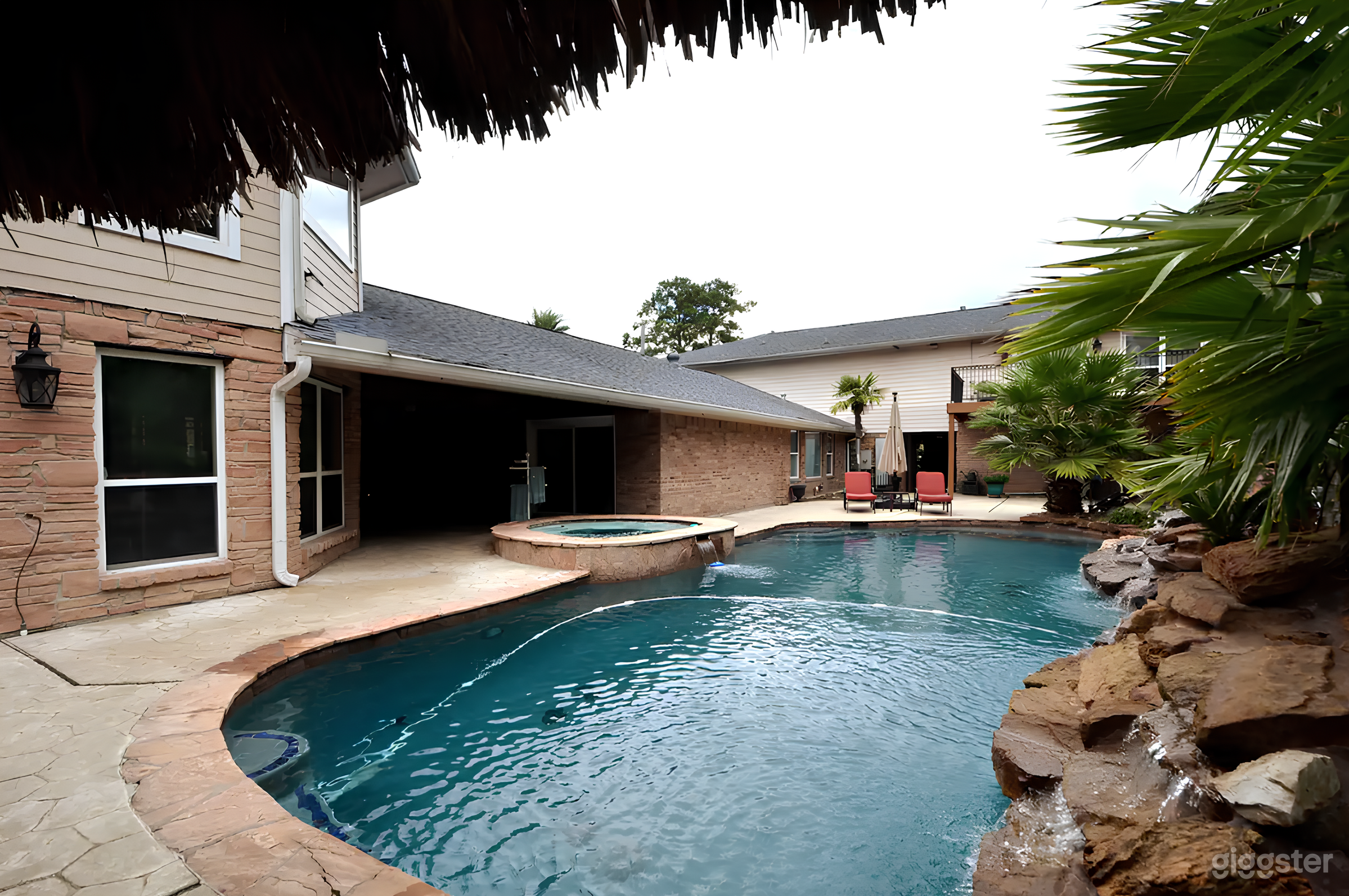 Crosby Backyard Oasis  Photo 4