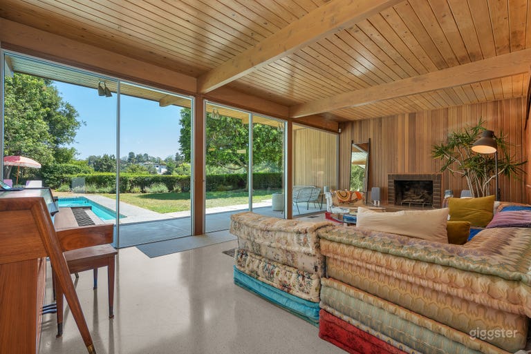  Laurel Canyon Mid Century on 3/4 acre ridgetop 