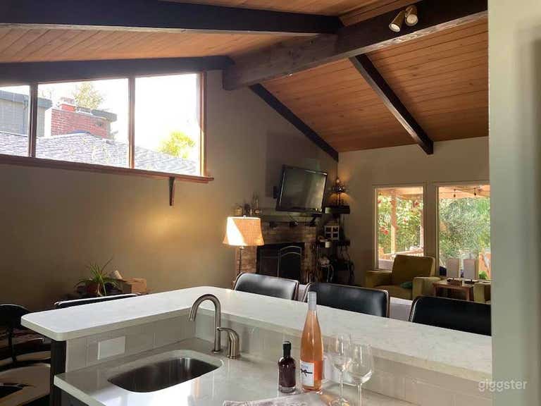  Wedgewood Mid-Century Gem 