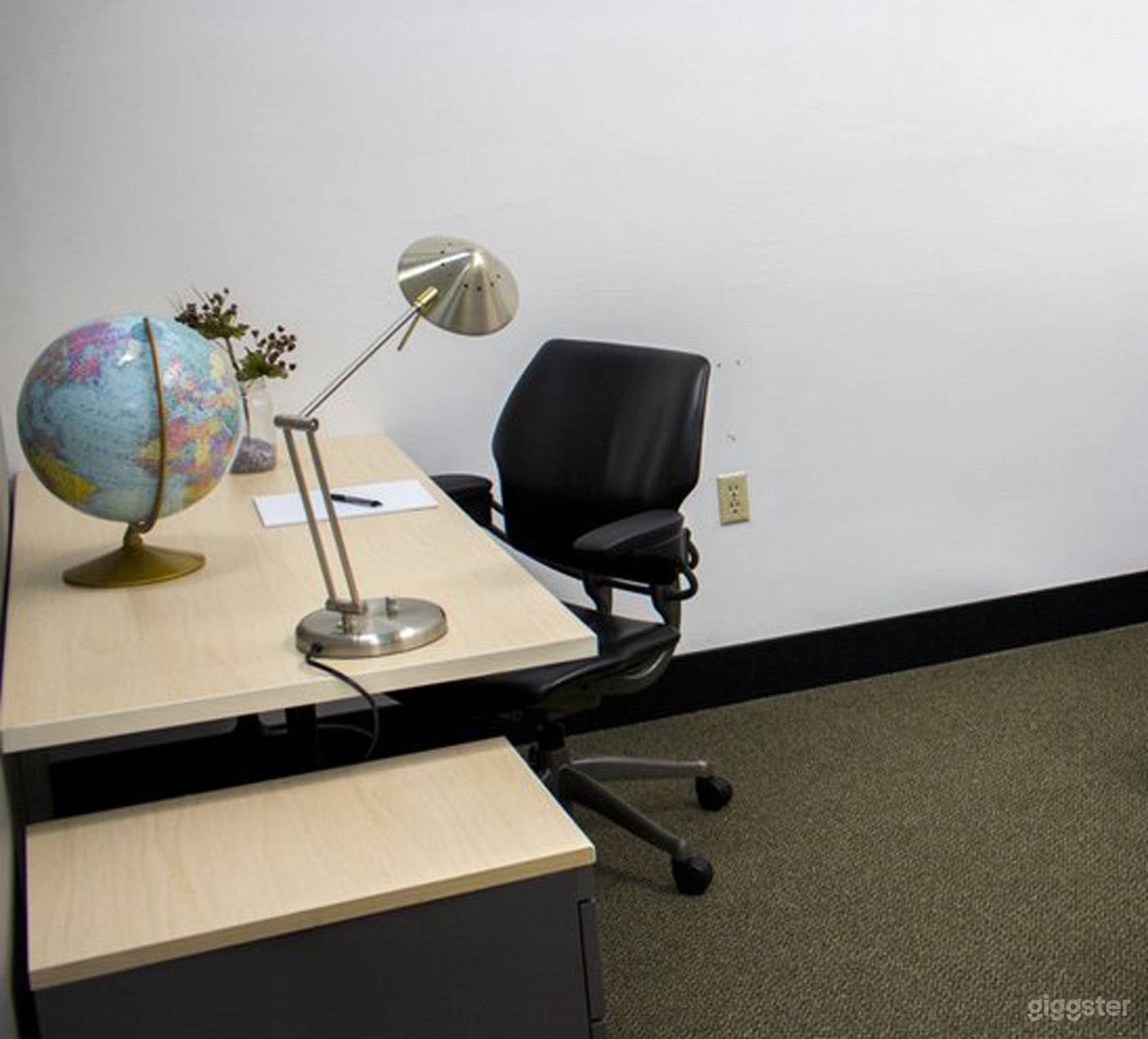 Well-kept Private Offices in Gilroy Photo 4