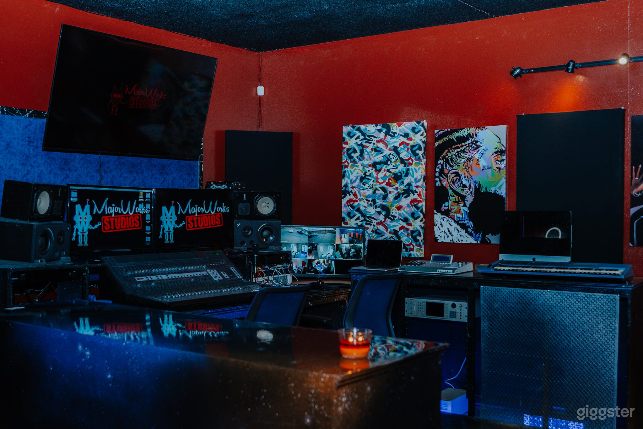 Multi purpose audio visual facility with rooms designed to invoke creativity Photo 1