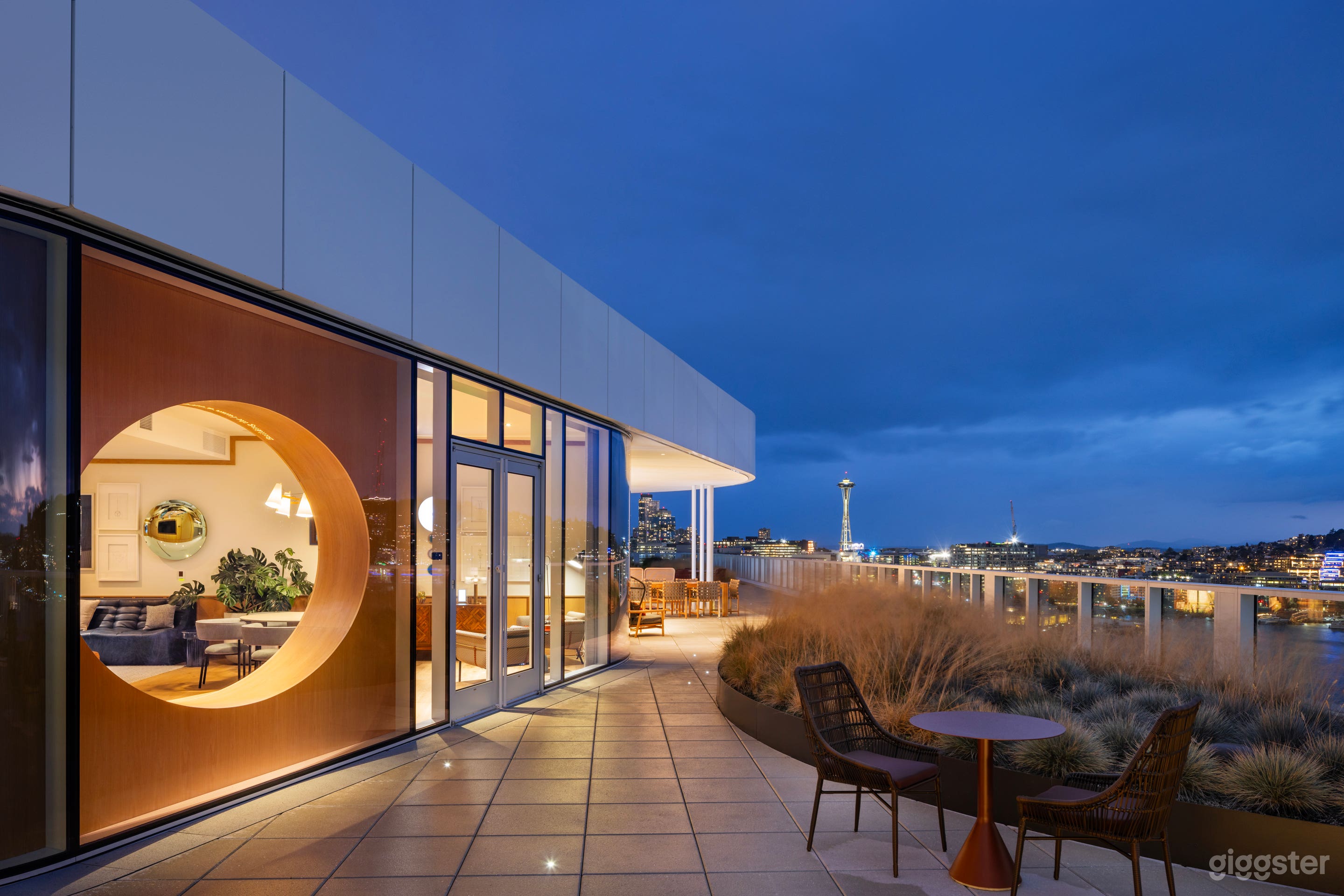 Stunning Rooftop + Indoor Event & Meeting Venue Photo 1
