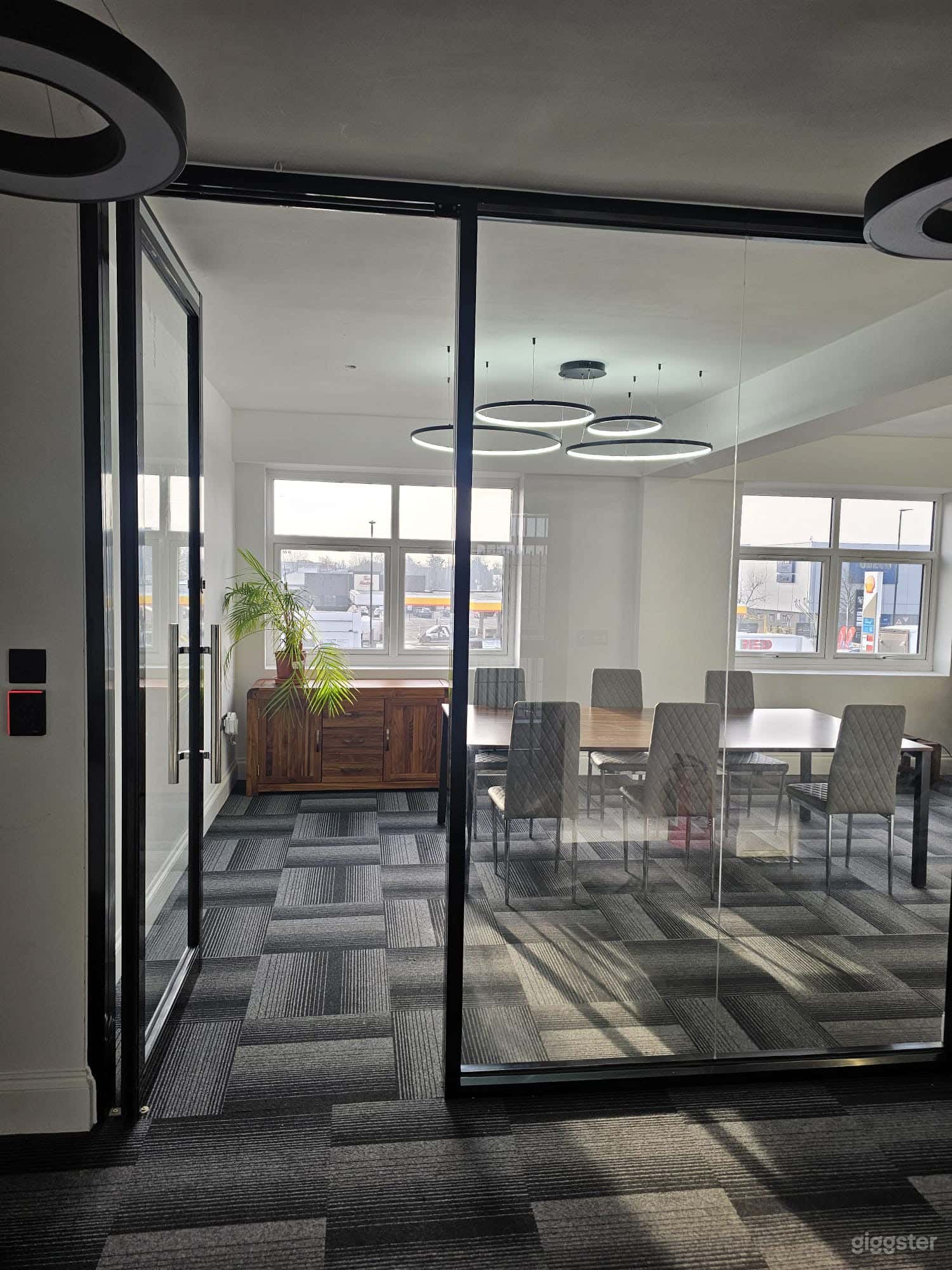 Meeting room Photo 1