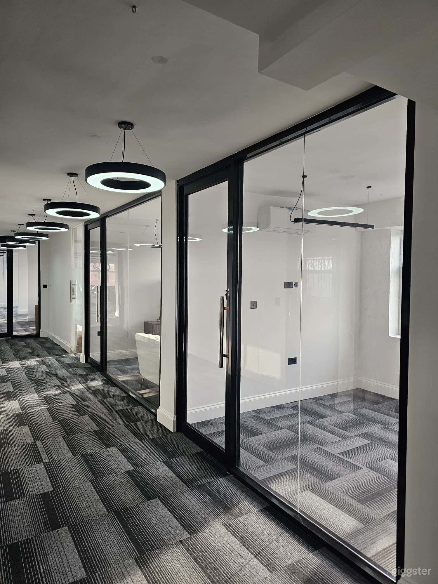 Meeting room Photo 4