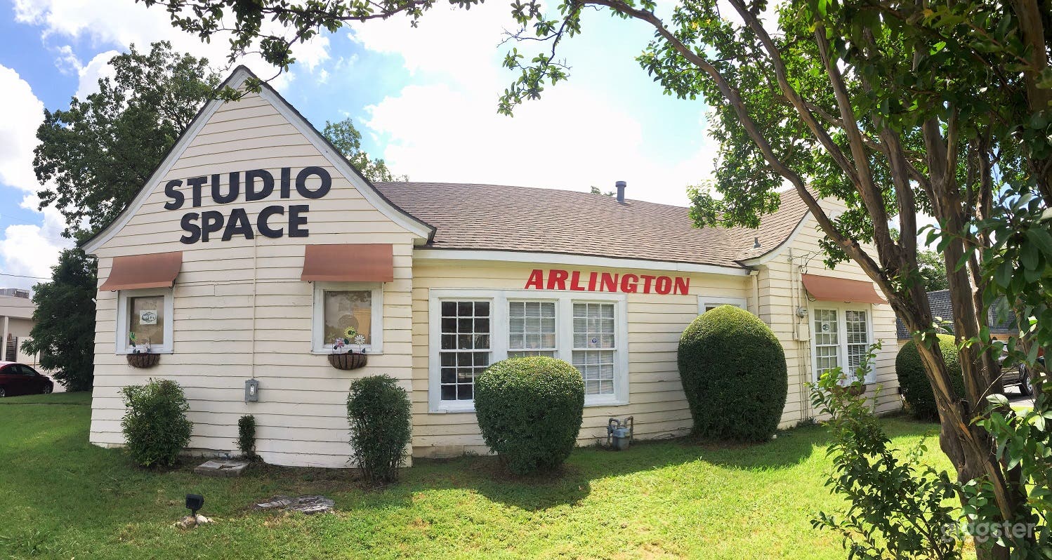 Scenic Production Studio Space in Arlington Photo 2