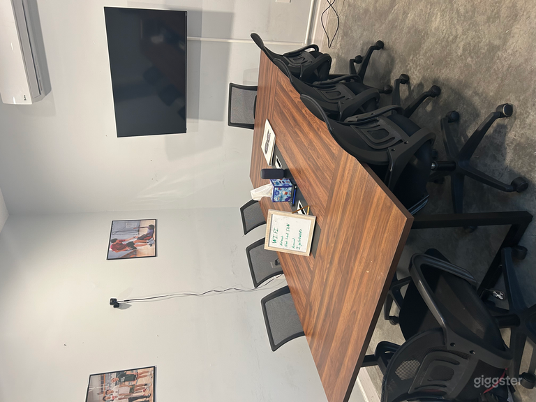  Classroom and Office Space for Small Meetings & Classes 